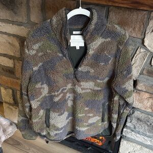 Thread & Supply army quarter zip Sherpa